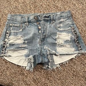 American Eagle Vintage Hi-Rise festival shorts